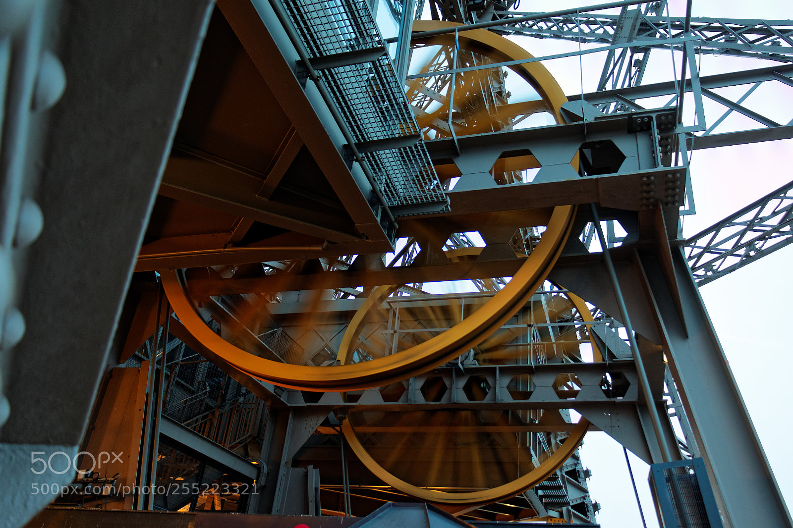 Canon EOS 70D sample photo. Eiffel tower lift photography