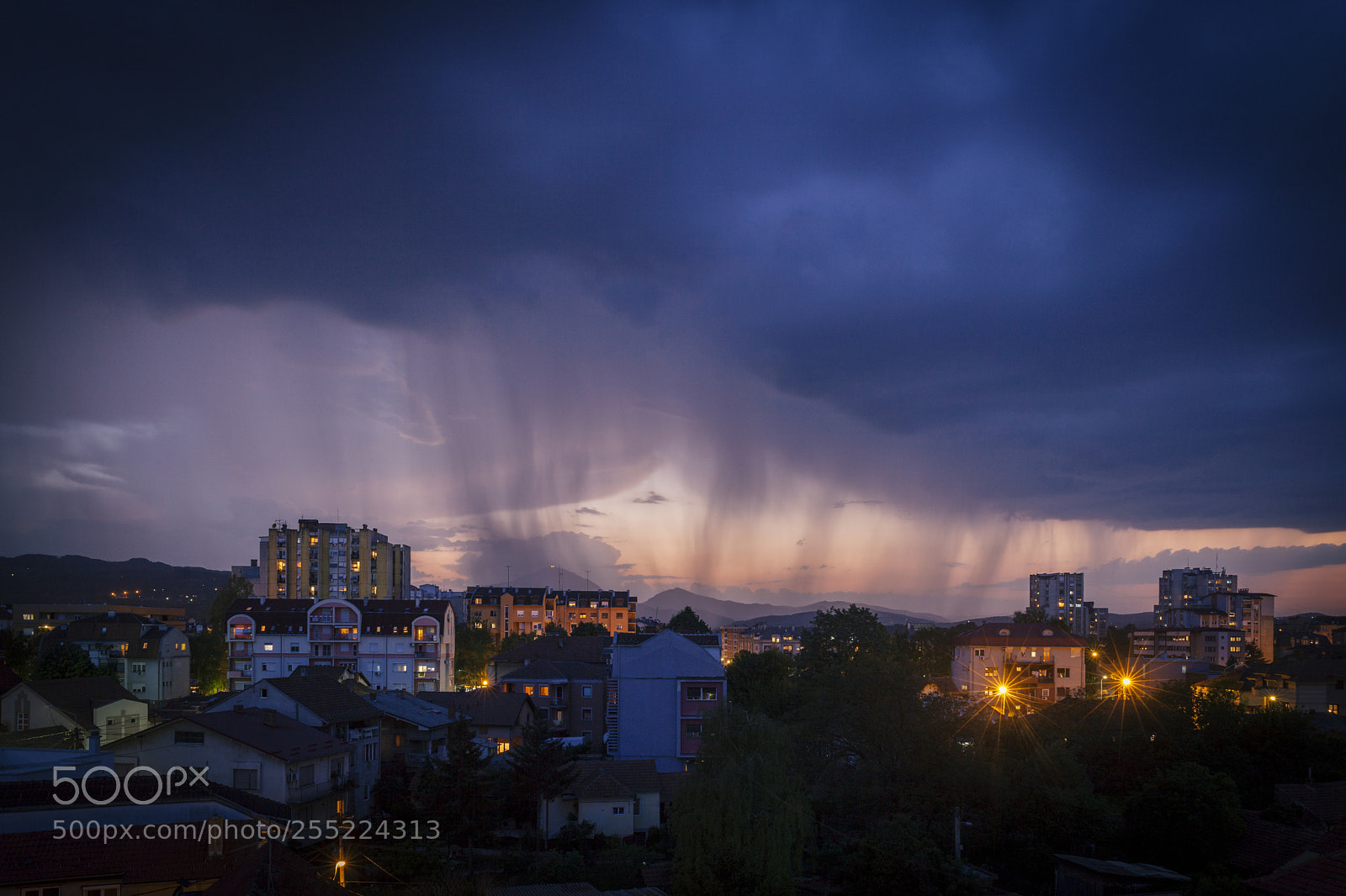 Canon EOS 5D Mark II sample photo. Rain photography