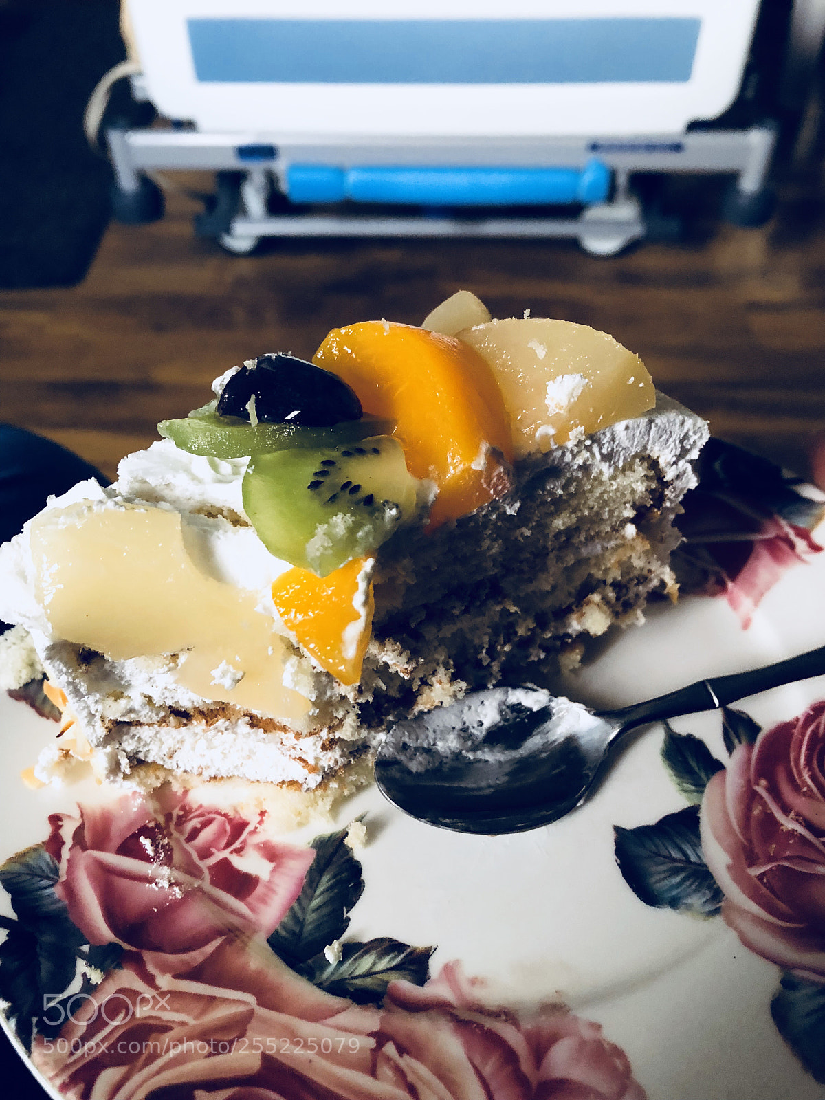 Apple iPhone X sample photo. Sweet cake without you photography