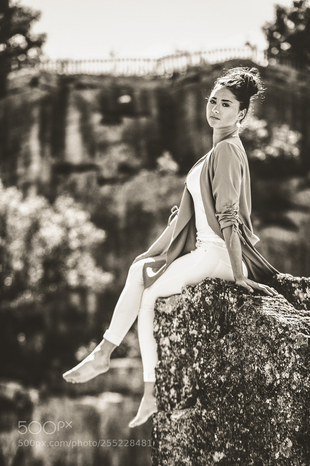 Canon EOS 5D Mark IV sample photo. Cheyenne on the rock photography