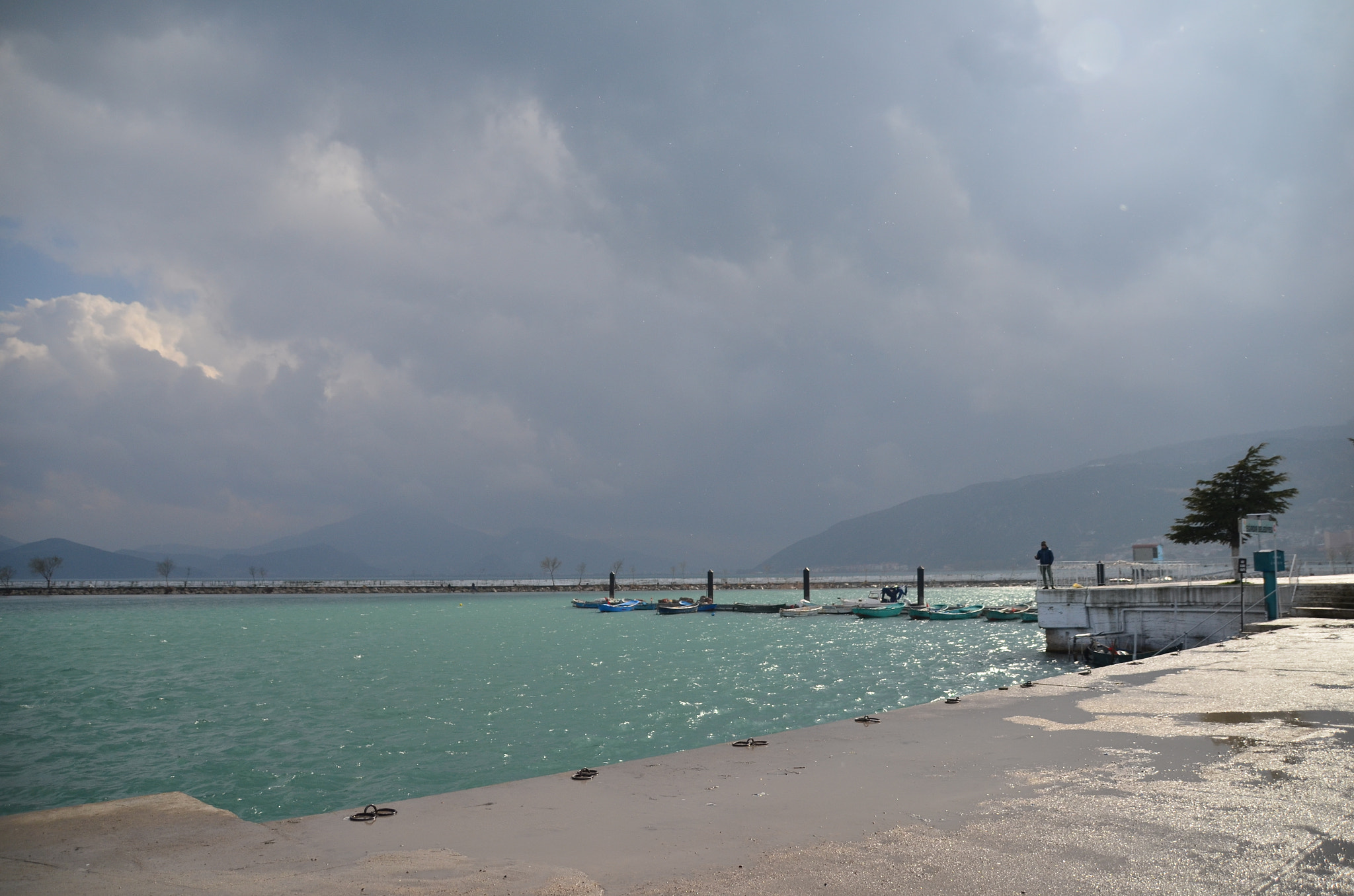 Sigma 18-250mm F3.5-6.3 DC Macro OS HSM sample photo. Eğirdir lake photography