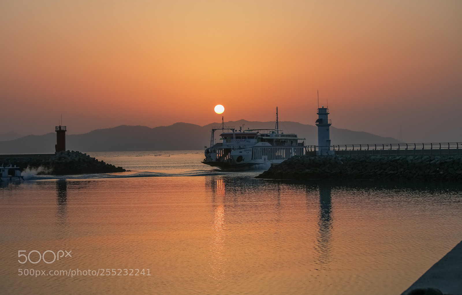 Canon EOS 5DS R sample photo. The return voyage of photography