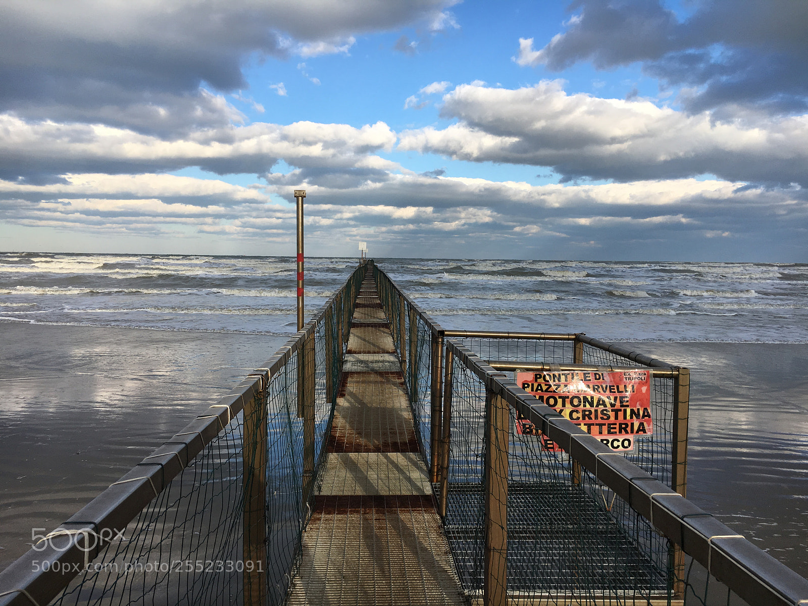 Apple iPhone 6s sample photo. Sea way photography