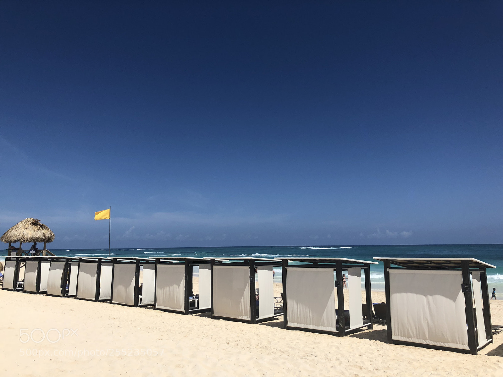 Apple iPhone X sample photo. Beach photography