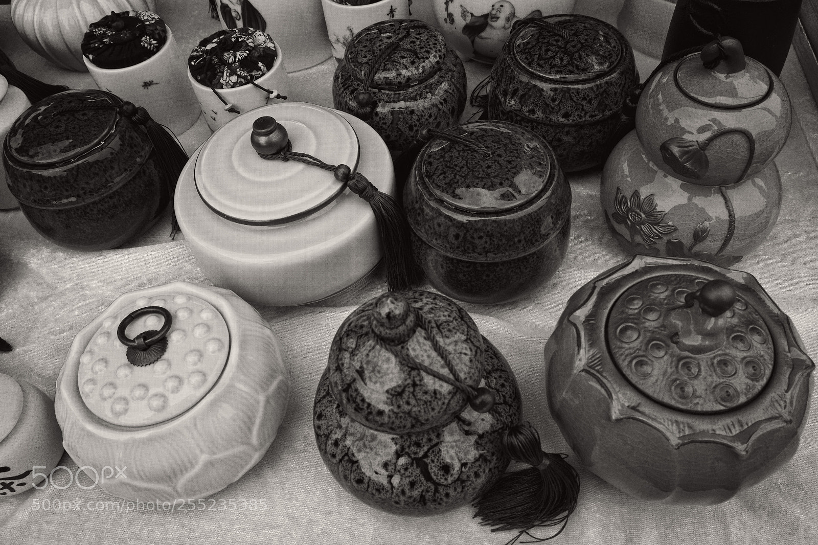 Fujifilm X-E1 sample photo. Tea pots for sale 5 photography