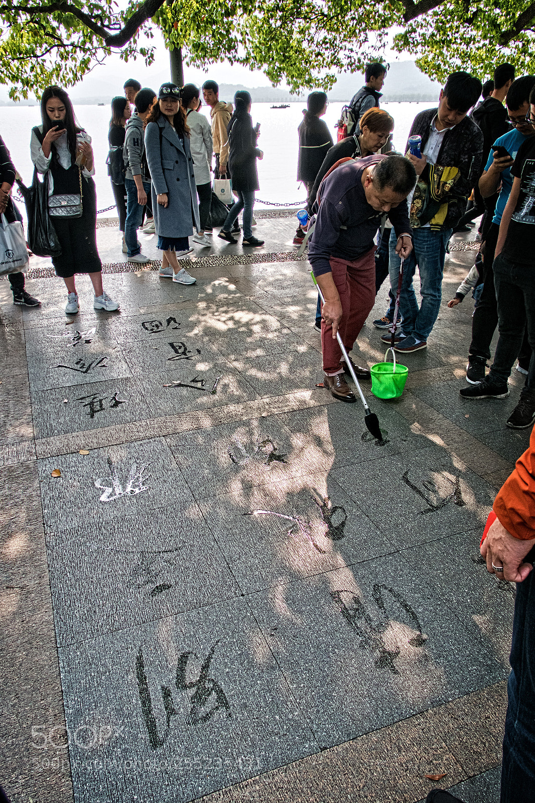 Fujifilm X-E1 sample photo. Sidewalk art photography
