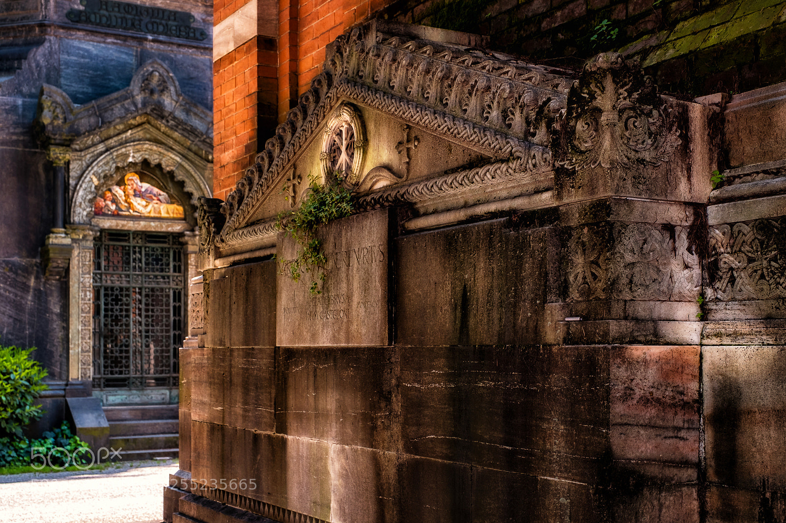 Fujifilm X-Pro2 sample photo. Walking through the monumentale photography