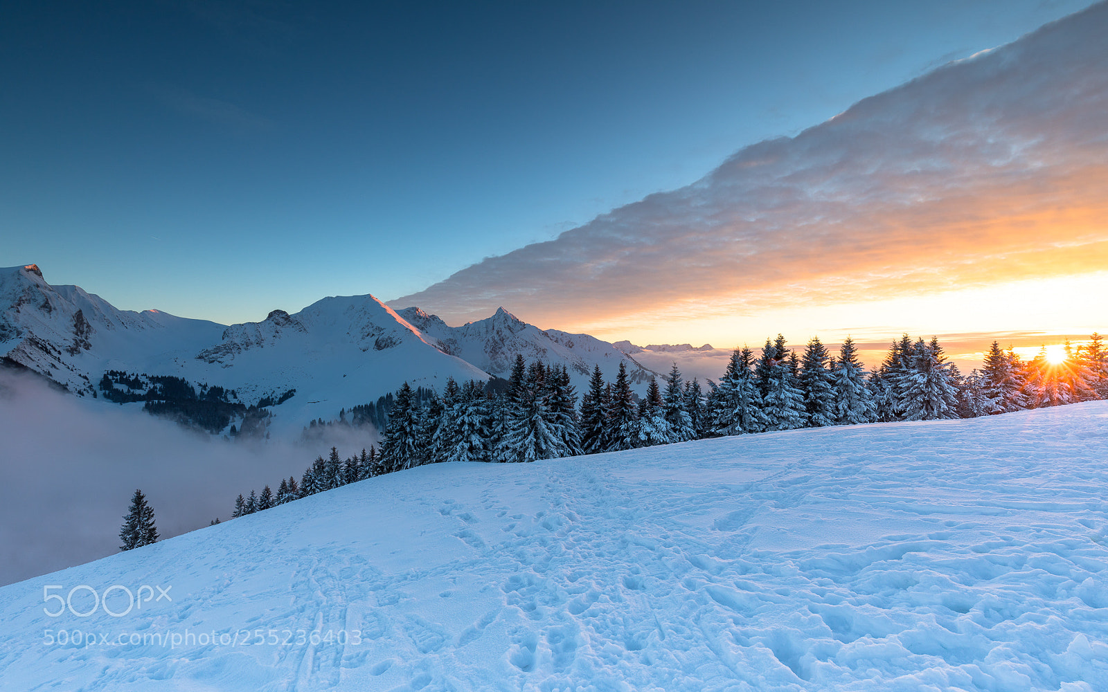 Canon EOS 5D Mark IV sample photo. Winter sunset gurnigel photography