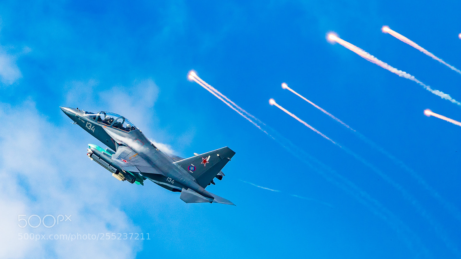 Canon EOS 7D Mark II sample photo. Yak-130 and flares -1 photography