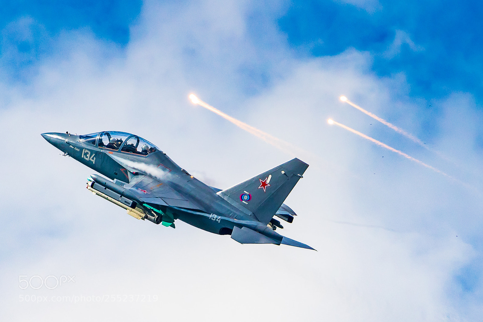 Canon EOS 7D Mark II sample photo. Yak-130 and flares -2 photography