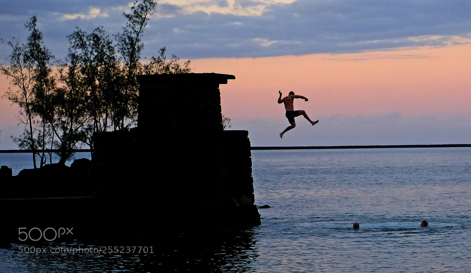 Fujifilm X-Pro2 sample photo. Sunset divers photography