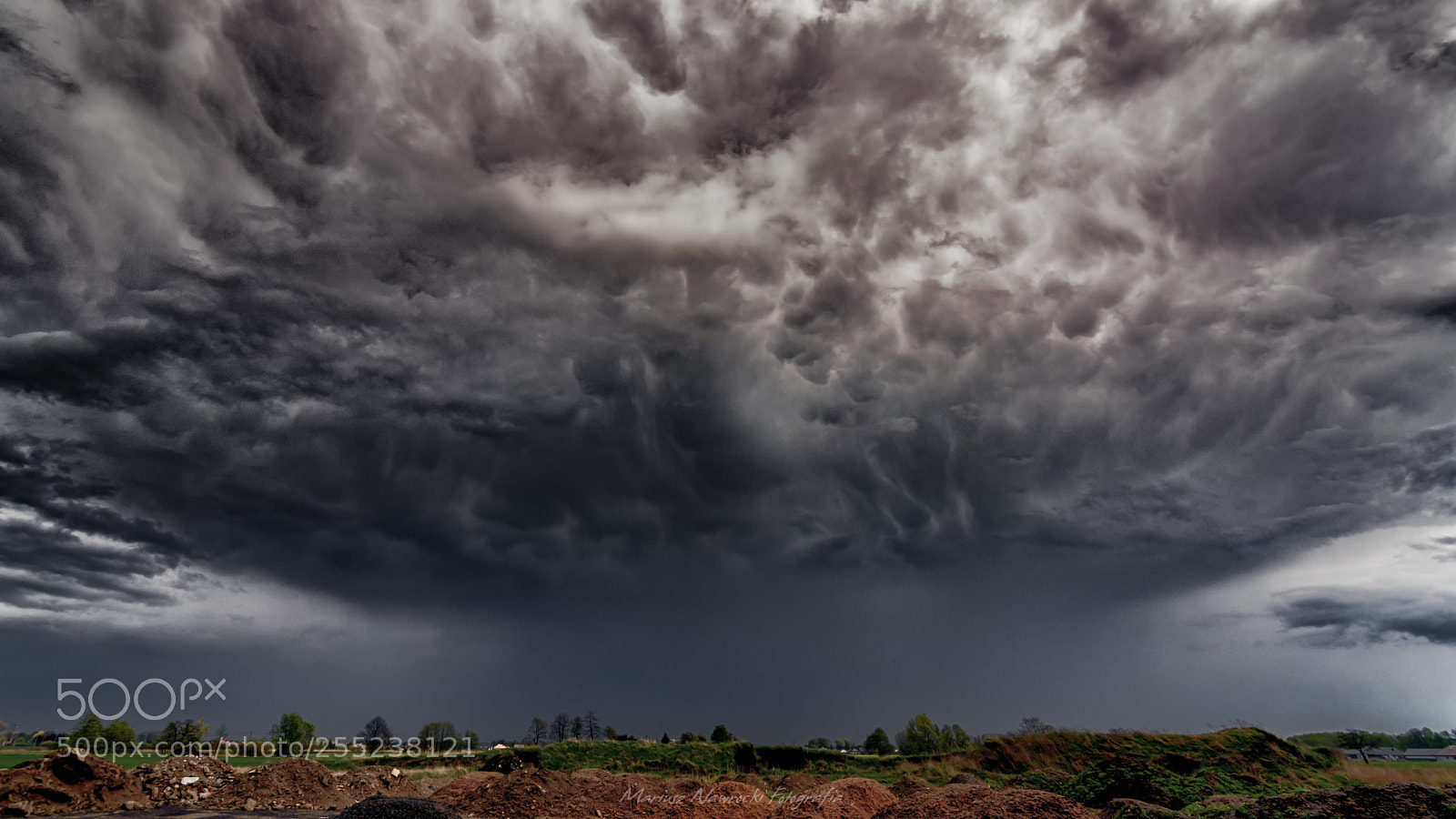 Nikon D7200 sample photo. Back of storm photography