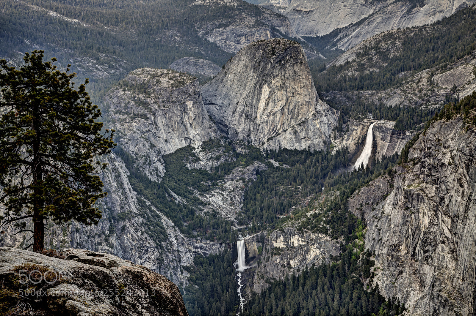 Canon EOS-1Ds Mark III sample photo. Glacier point photography