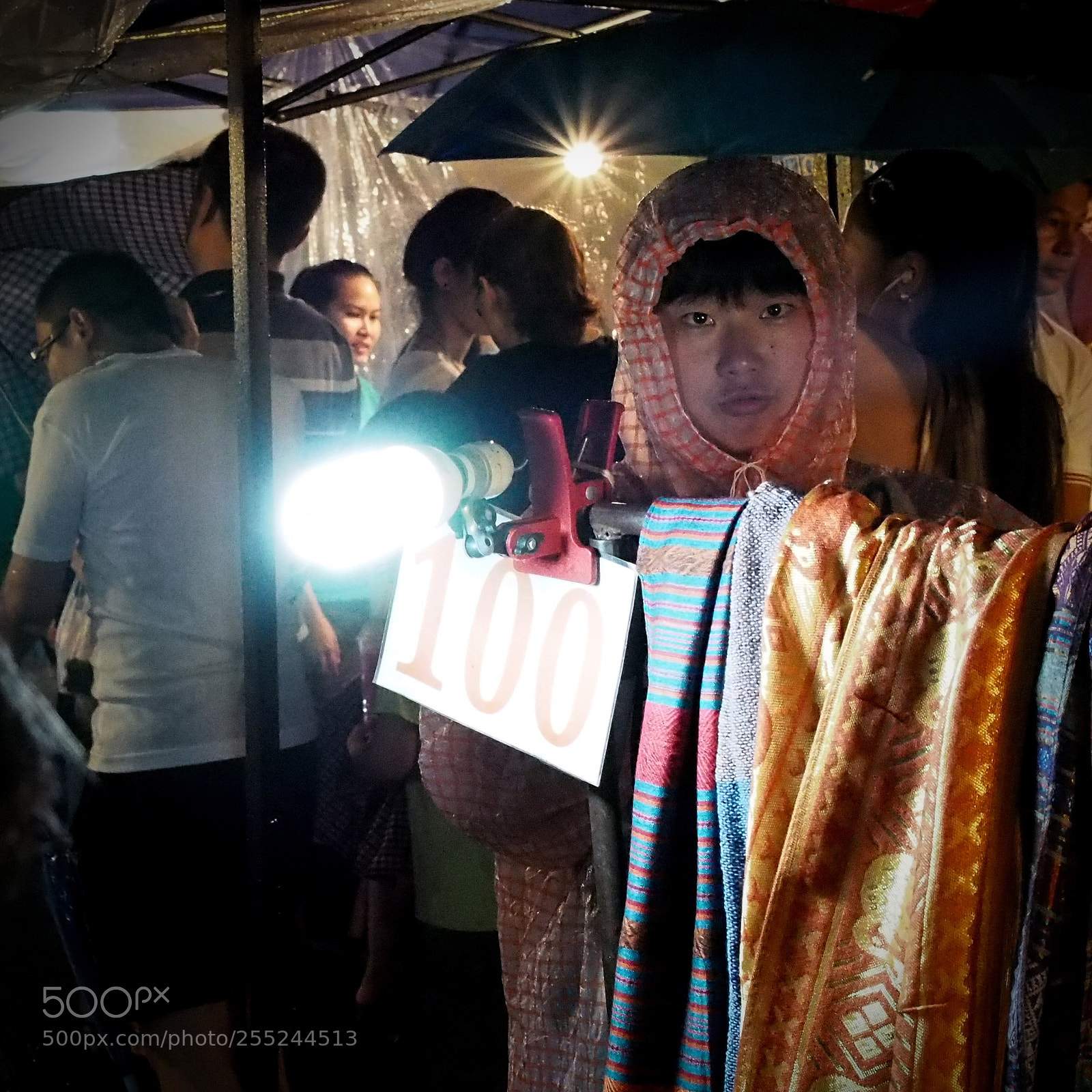 Olympus OM-D E-M5 sample photo. 100 baht photography
