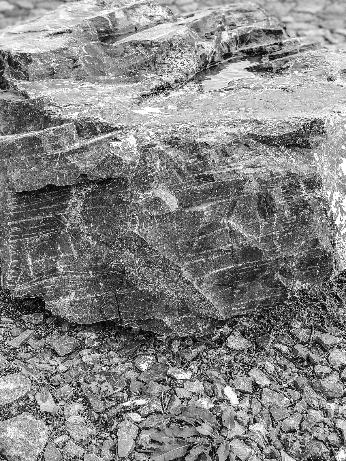 Apple iPhone 7 Plus sample photo. Stone 
 photography