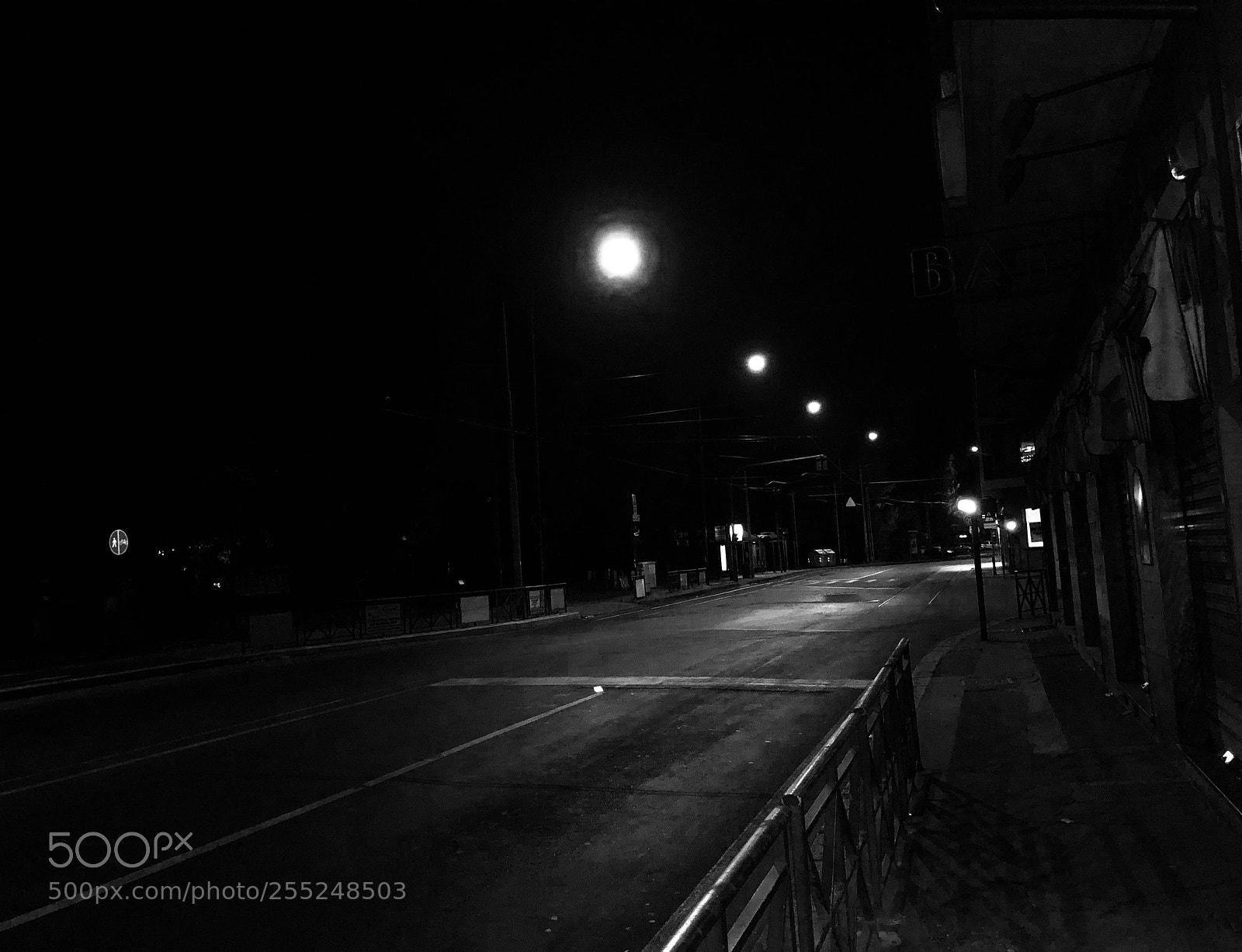 Apple iPhone X sample photo. Street night  photography
