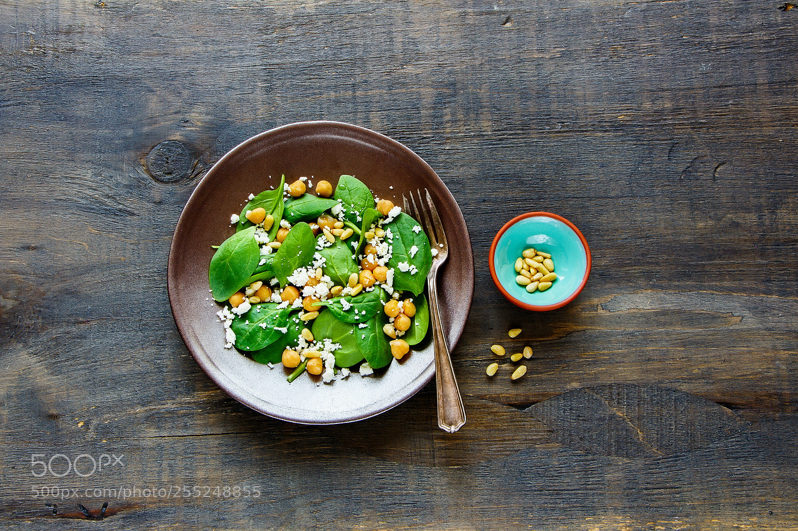 Canon EOS 700D (EOS Rebel T5i / EOS Kiss X7i) sample photo. Salad with spinach leaves photography