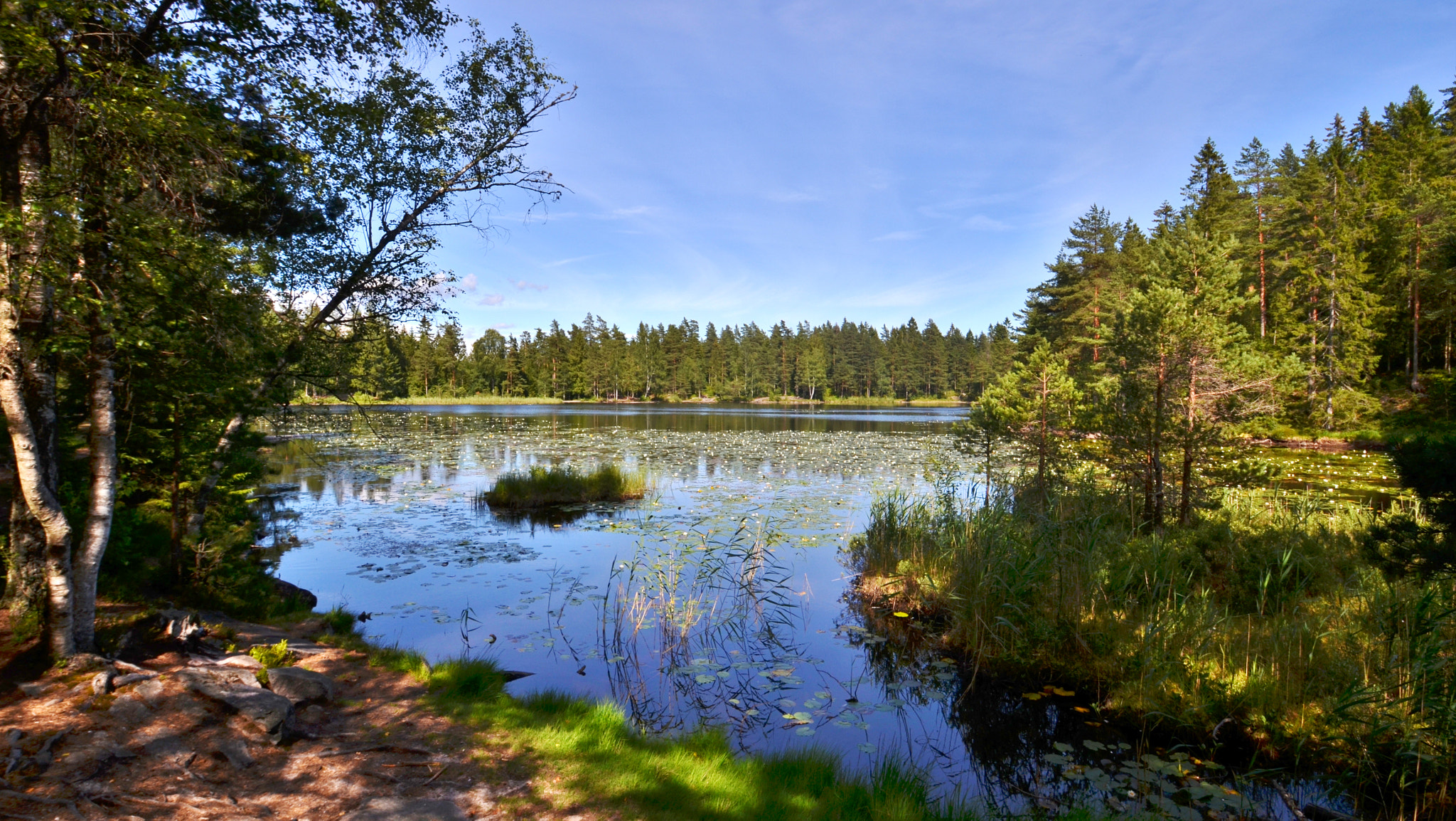 Nikon D5100 sample photo. White stoned pond - best pond in that area photography