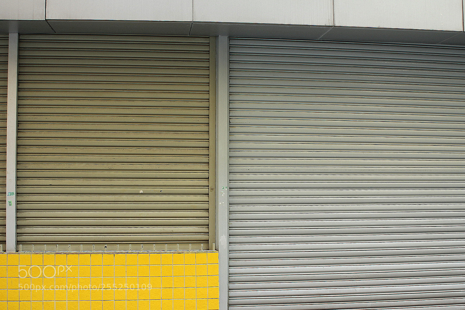 Canon EF 28-80mm f/3.5-5.6 sample photo. Minimal photography