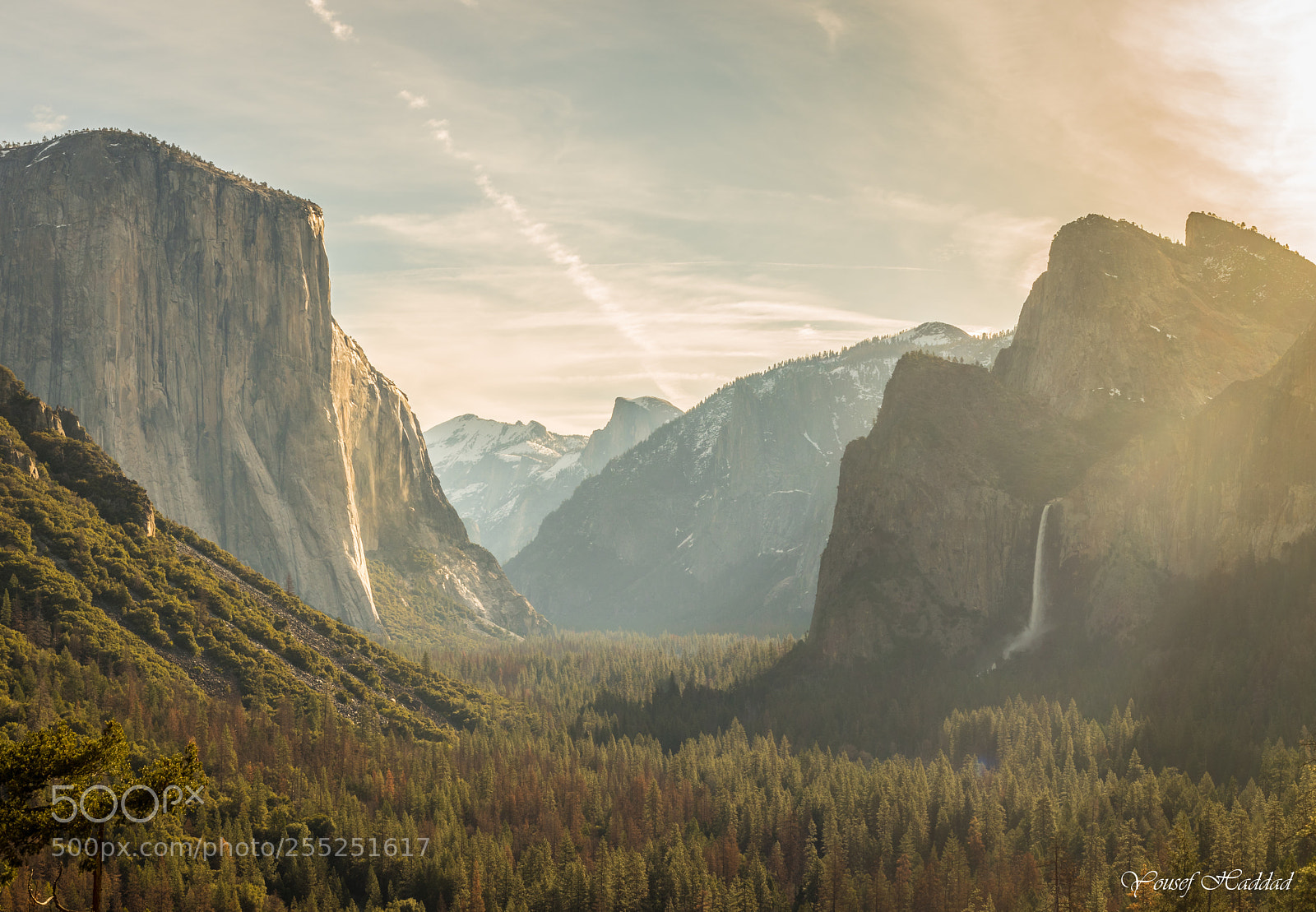 Olympus OM-D E-M5 II sample photo. Tunnel view photography
