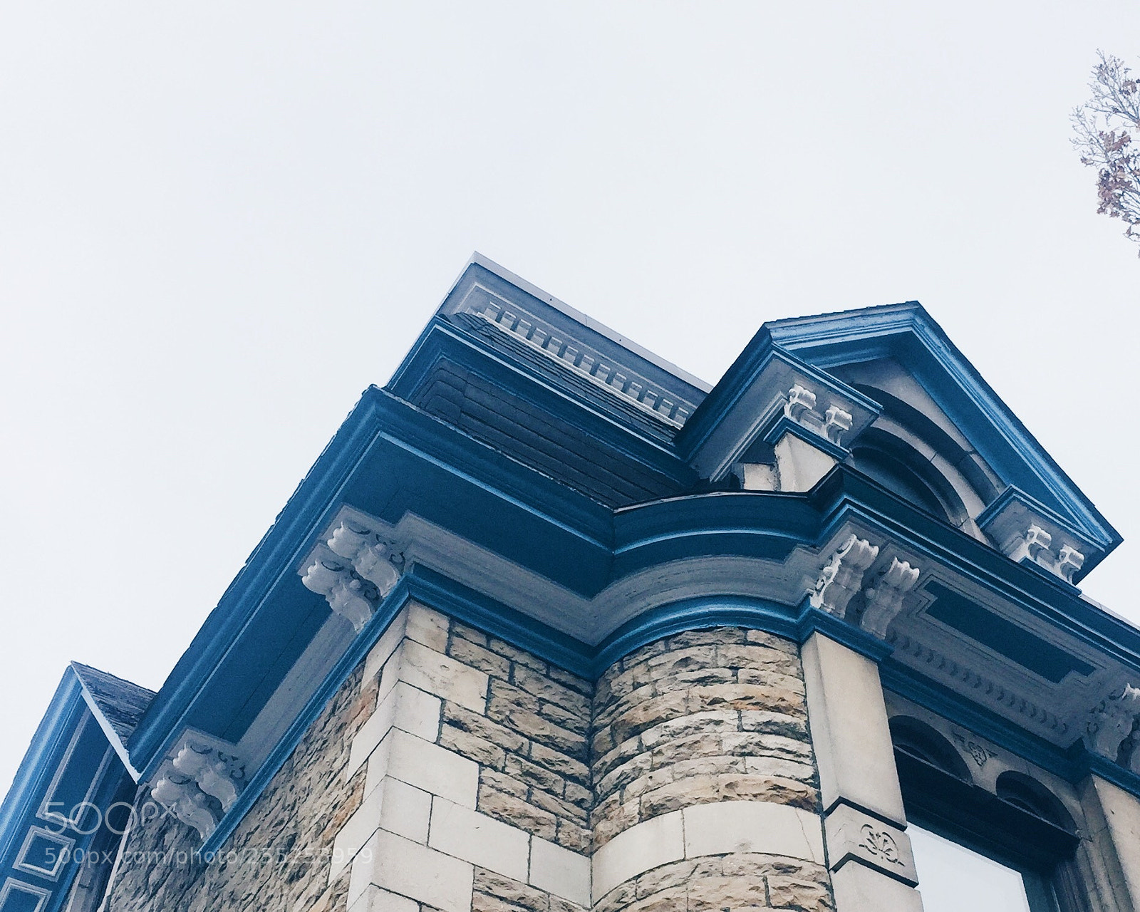 Apple iPhone 6 sample photo. Blue cornice archmtl heritagemtl photography