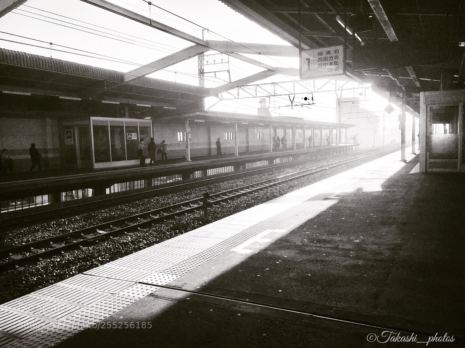 Apple iPhone 6s sample photo. Morning station.  photography