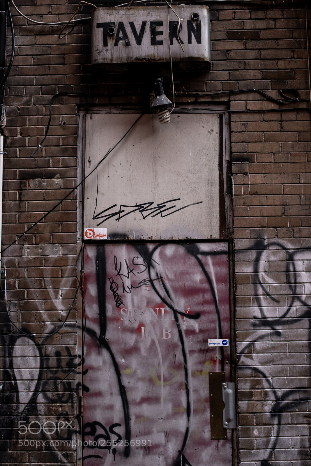 Nikon D800E sample photo. 2 x 1 happy hour photography