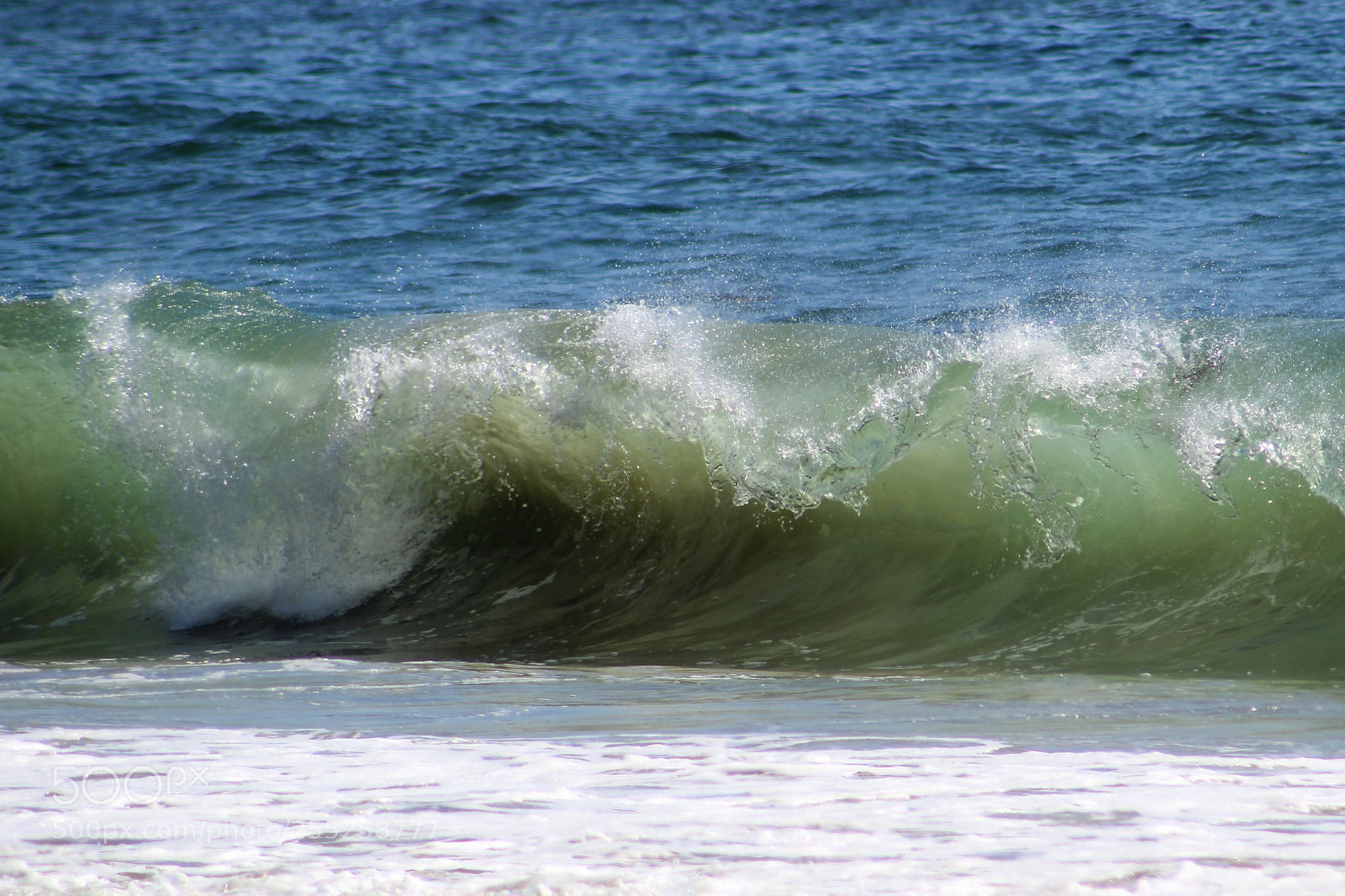 Canon EOS 1300D (EOS Rebel T6 / EOS Kiss X80) sample photo. The wave photography