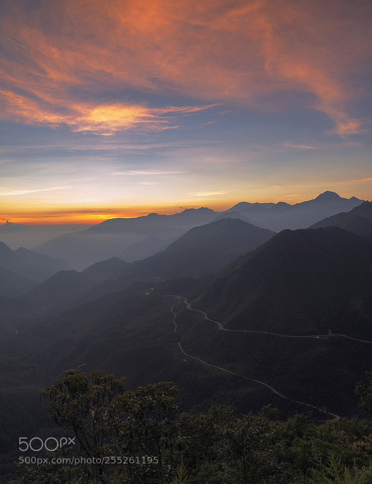 Nikon D800E sample photo. O quy ho pass photography