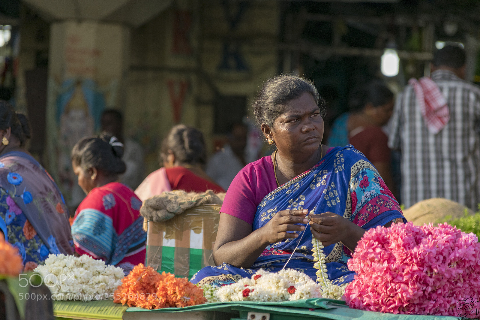 Nikon D5300 sample photo. Flower vendor photography