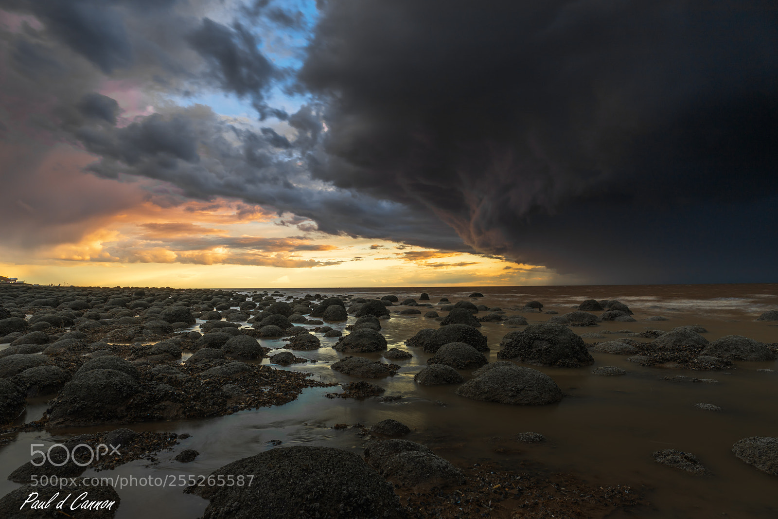 Canon EOS 6D Mark II sample photo. Hunstanton storm. photography