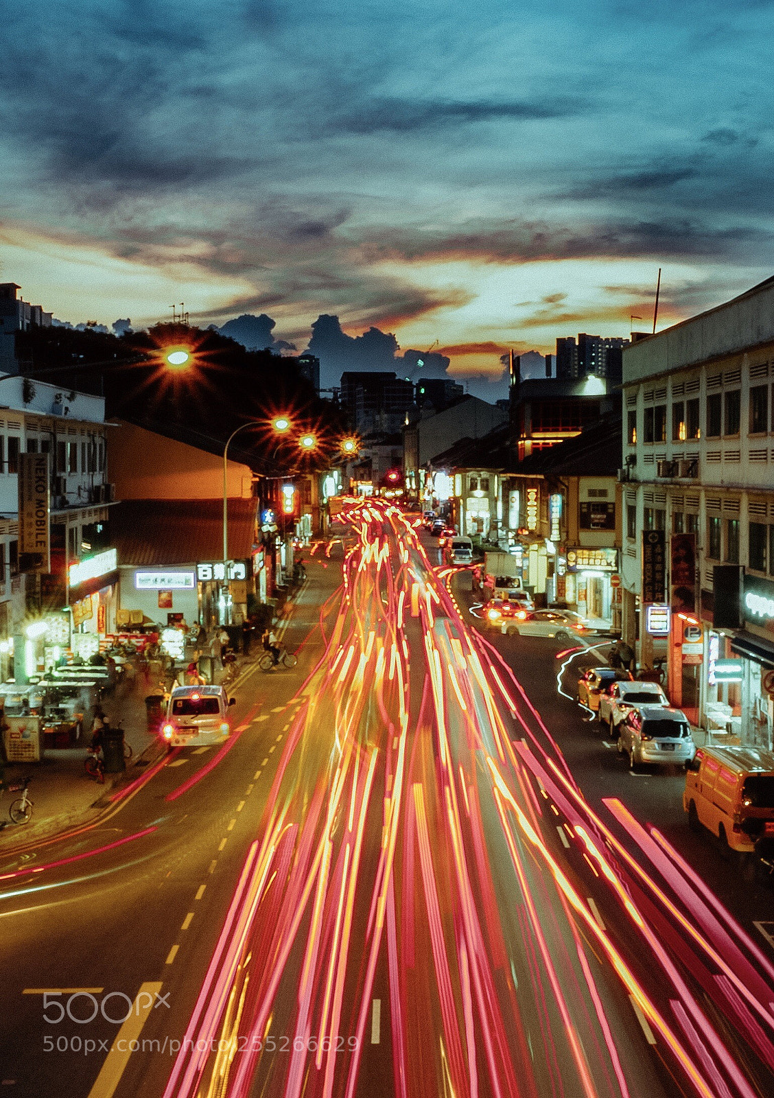 Olympus OM-D E-M10 III sample photo. Singapore geylang night photography