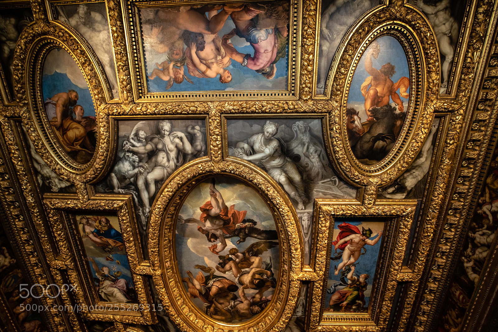 Canon EOS 5D Mark IV sample photo. The doge's palace photography
