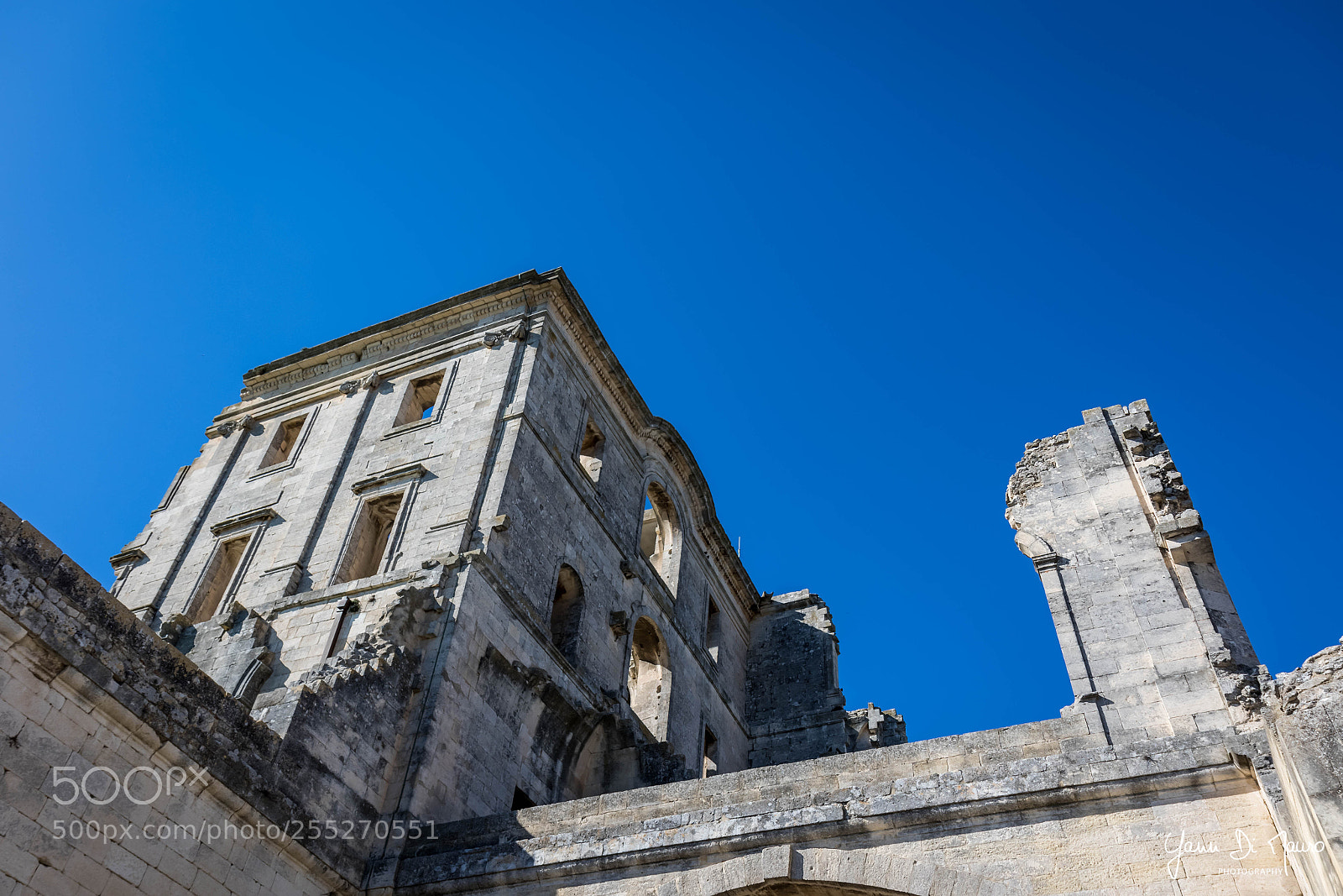 Canon EOS 7D Mark II sample photo. Abbaye de montmajour photography