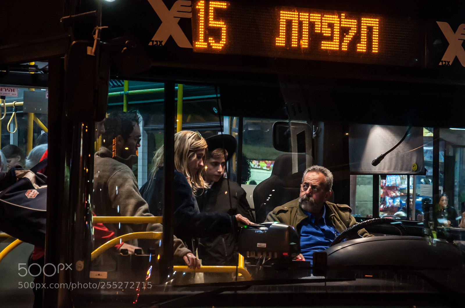 Nikon D5000 sample photo. Bus 15 photography