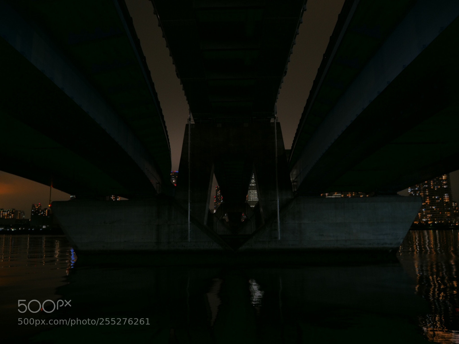Panasonic Lumix DC-G9 sample photo. Under the bridge photography