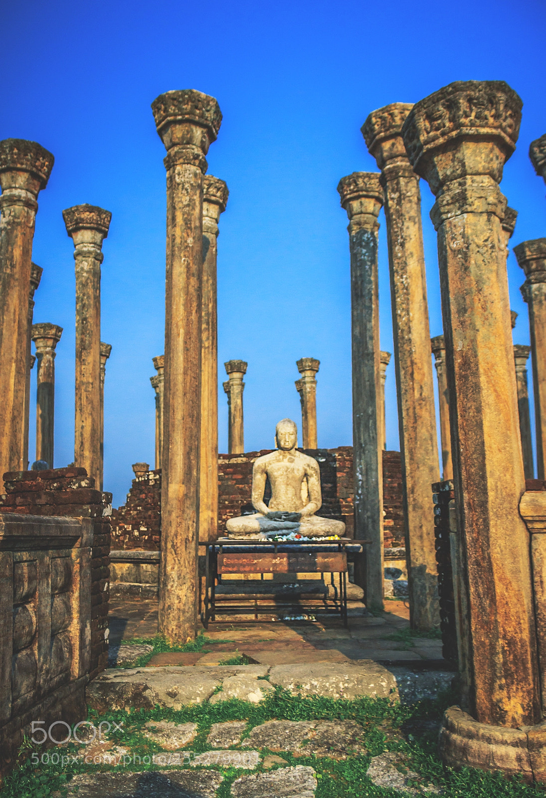 Canon EOS 600D (Rebel EOS T3i / EOS Kiss X5) sample photo. The medirigiriya buddhas #10 photography
