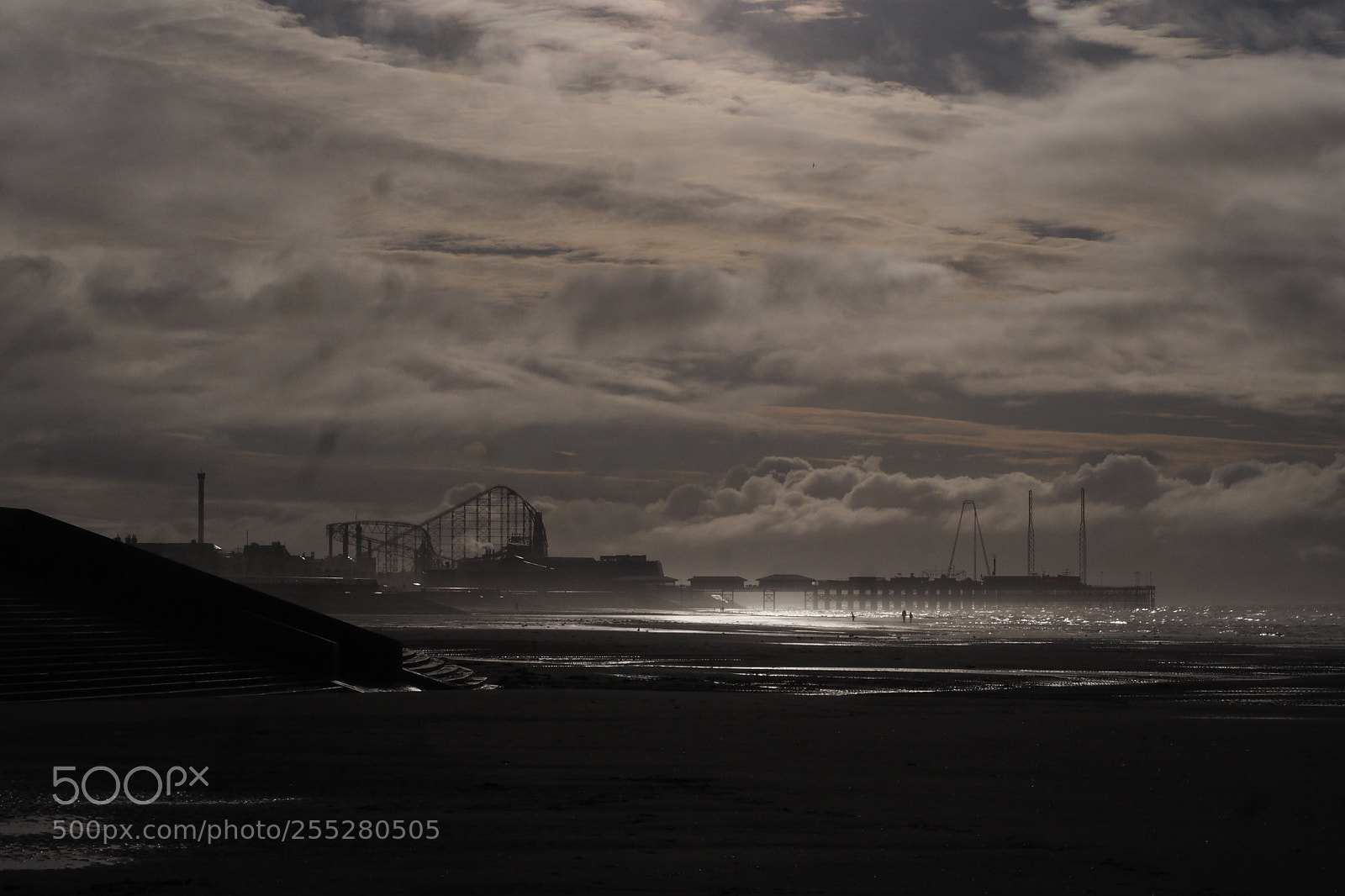 Olympus OM-D E-M10 sample photo. Blackpool photography