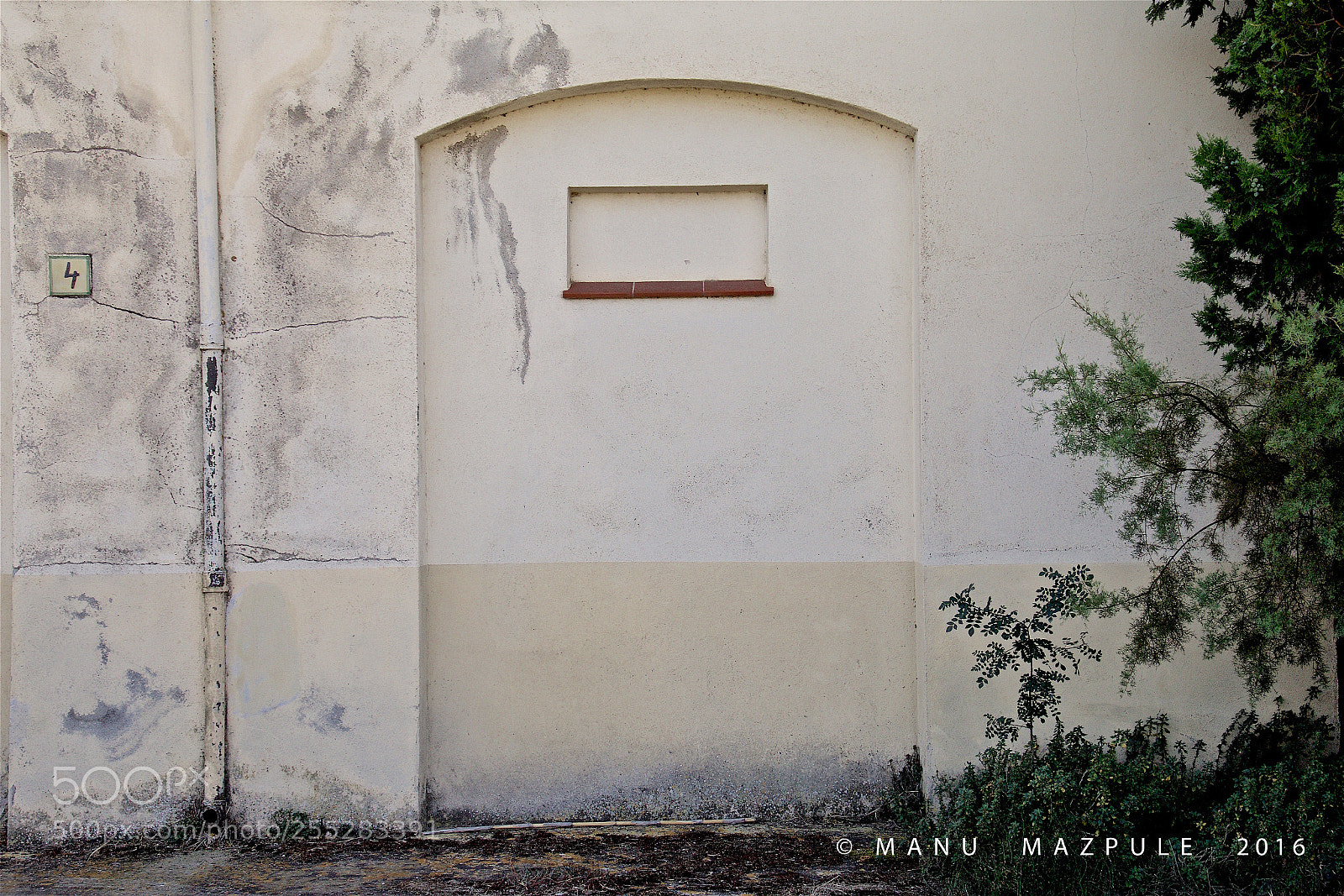 Canon EOS 70D sample photo. 311. girona. catalunya... no passing... photography
