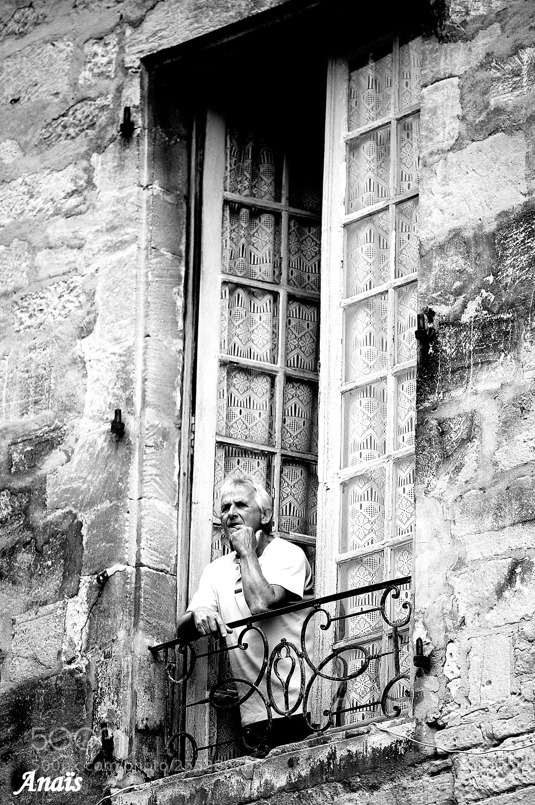 Nikon D40 sample photo. A sa fenêtre photography