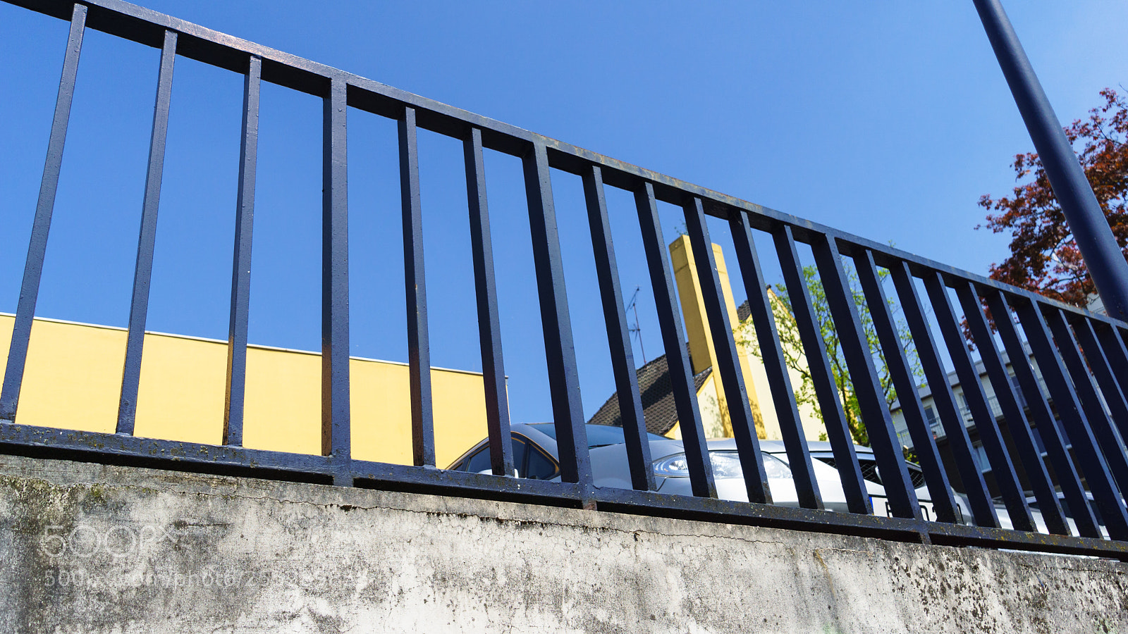 Sony a6000 sample photo. Blue + yellow photography