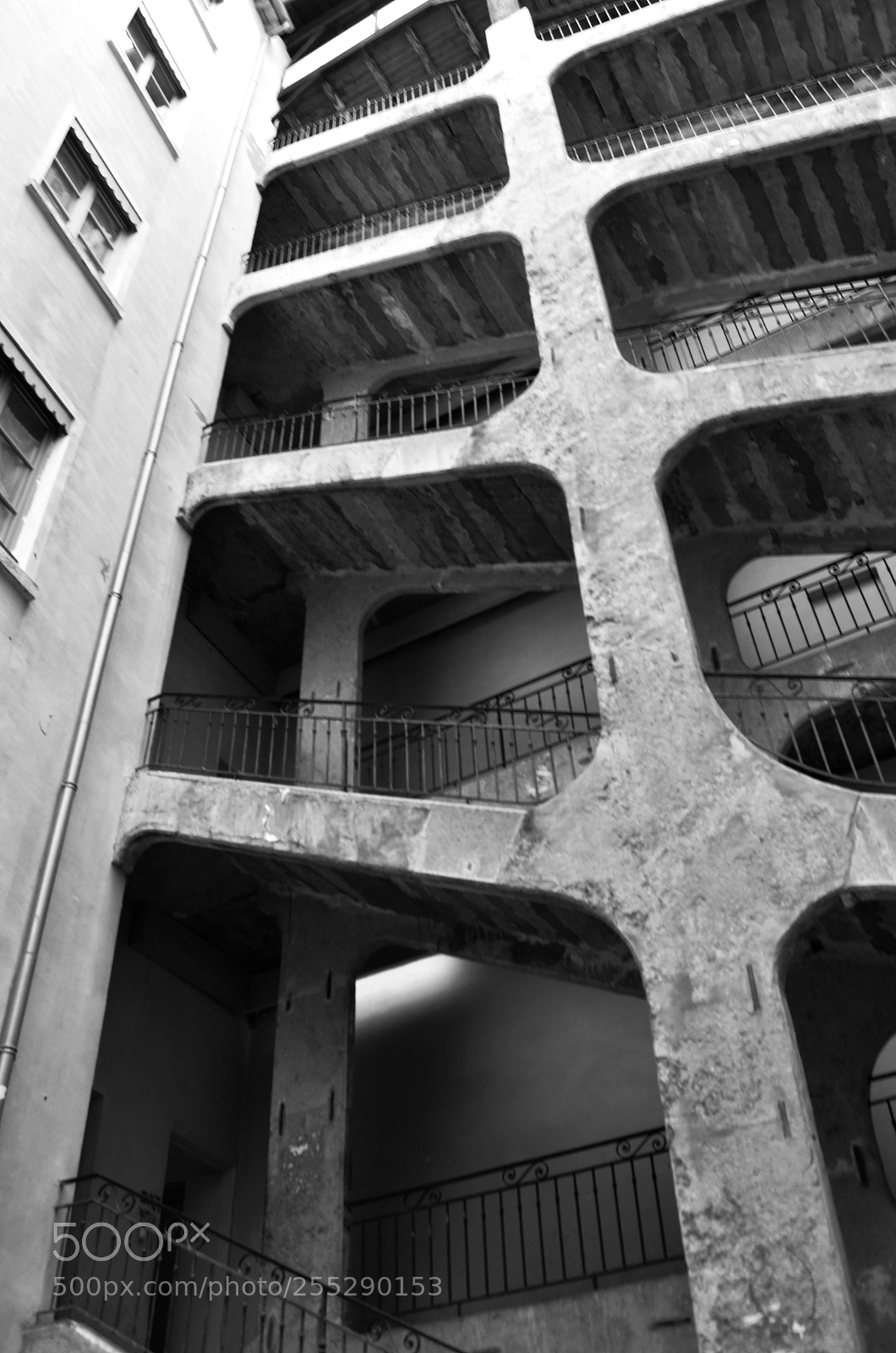 Nikon D5100 sample photo. Traboules photography