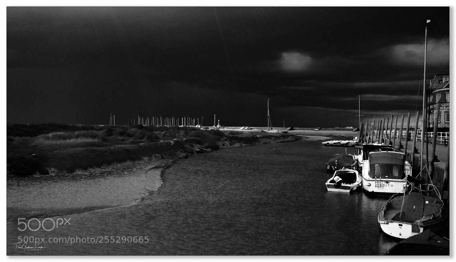 Fujifilm X-H1 sample photo. Heavy rain and sunshine photography