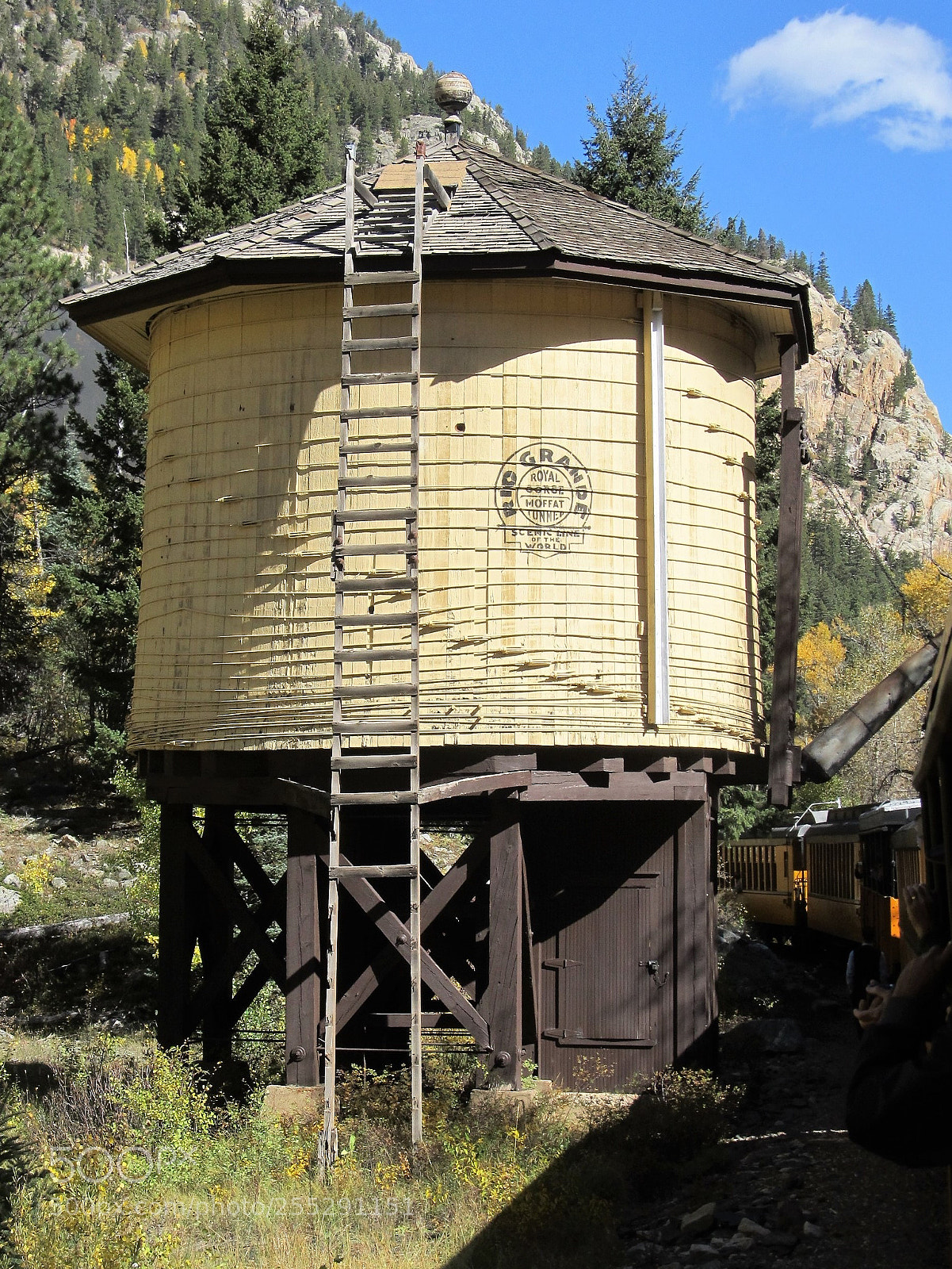 Canon PowerShot SX130 IS sample photo. Colorado wooden tank photography