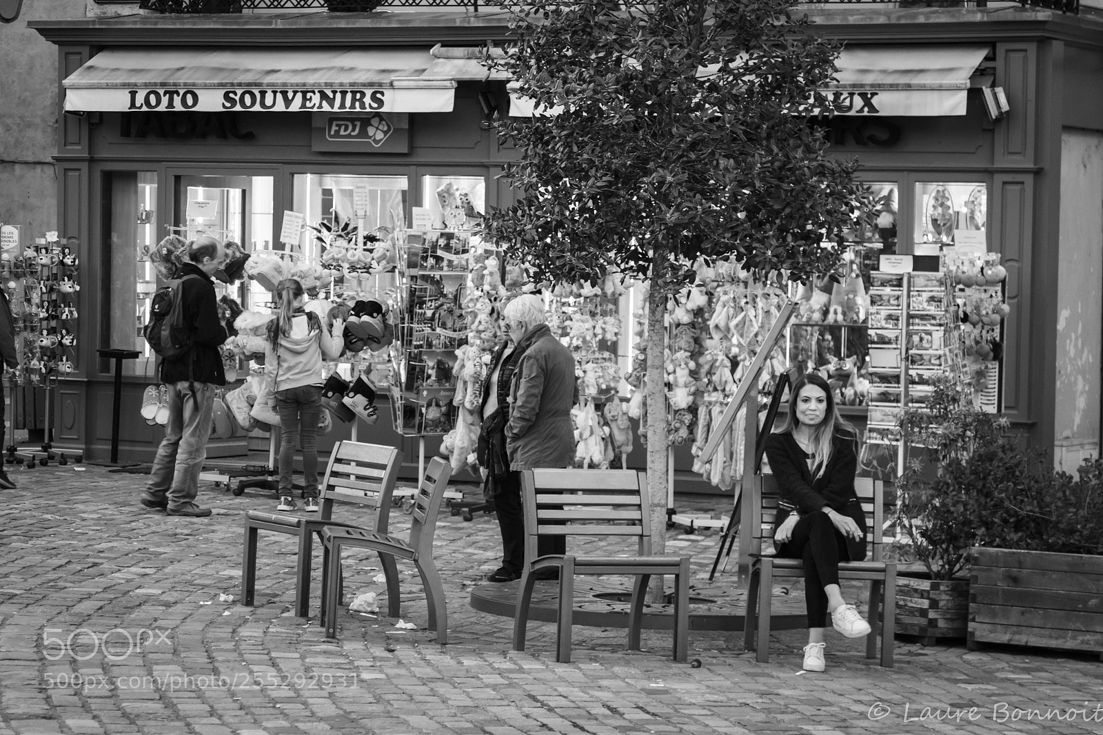 Canon EOS 70D sample photo. In the street  photography