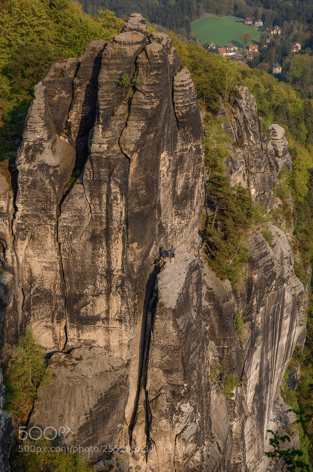 Nikon D7000 sample photo. Climb photography