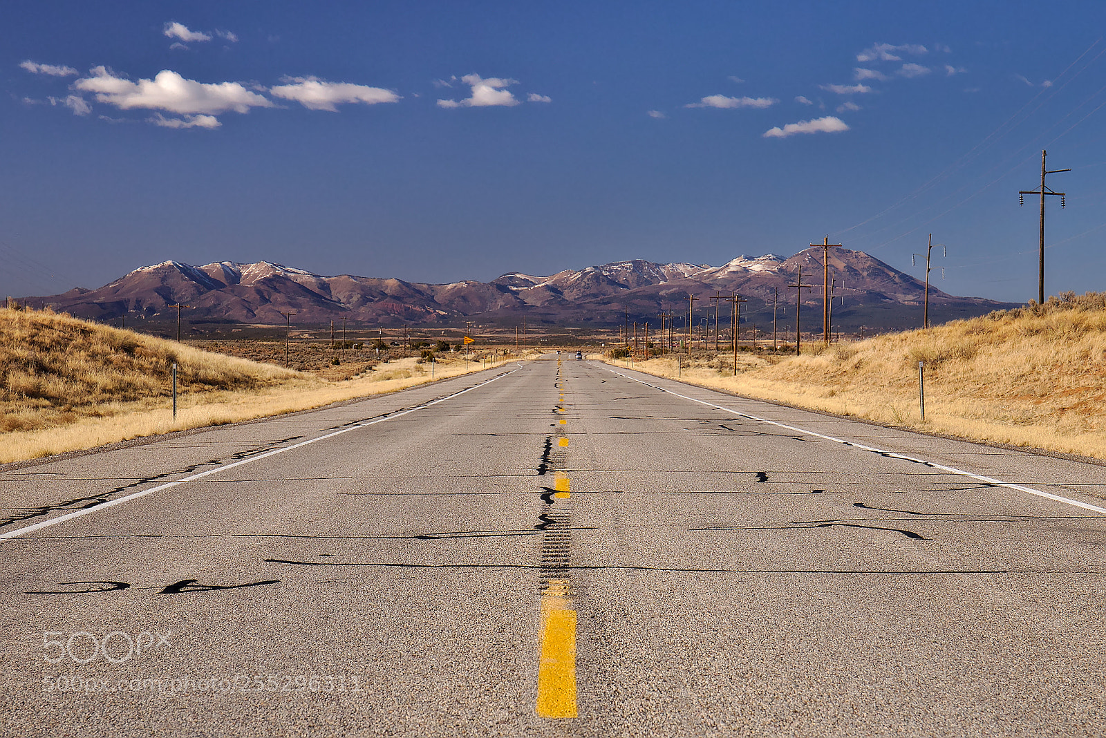 Canon EF 24-70mm F4L IS USM sample photo. Endless road photography