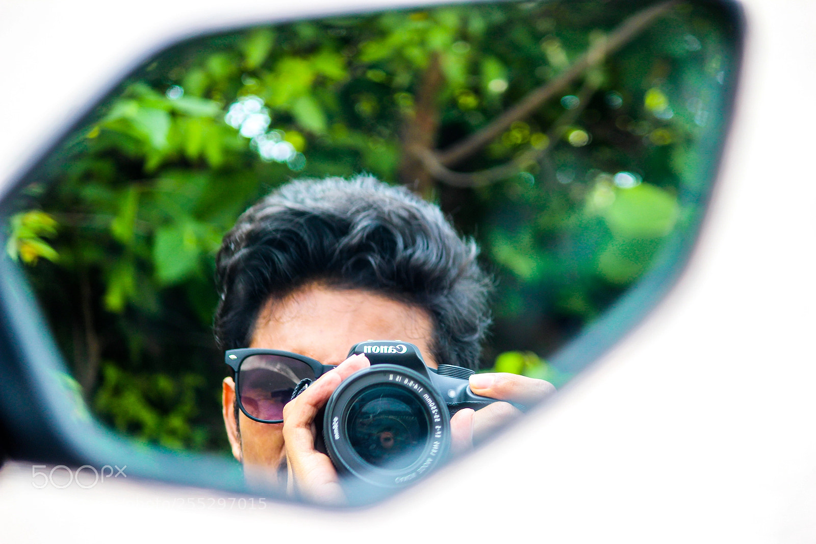 Canon EOS 1200D (EOS Rebel T5 / EOS Kiss X70 / EOS Hi) sample photo. Mirror selfie photography