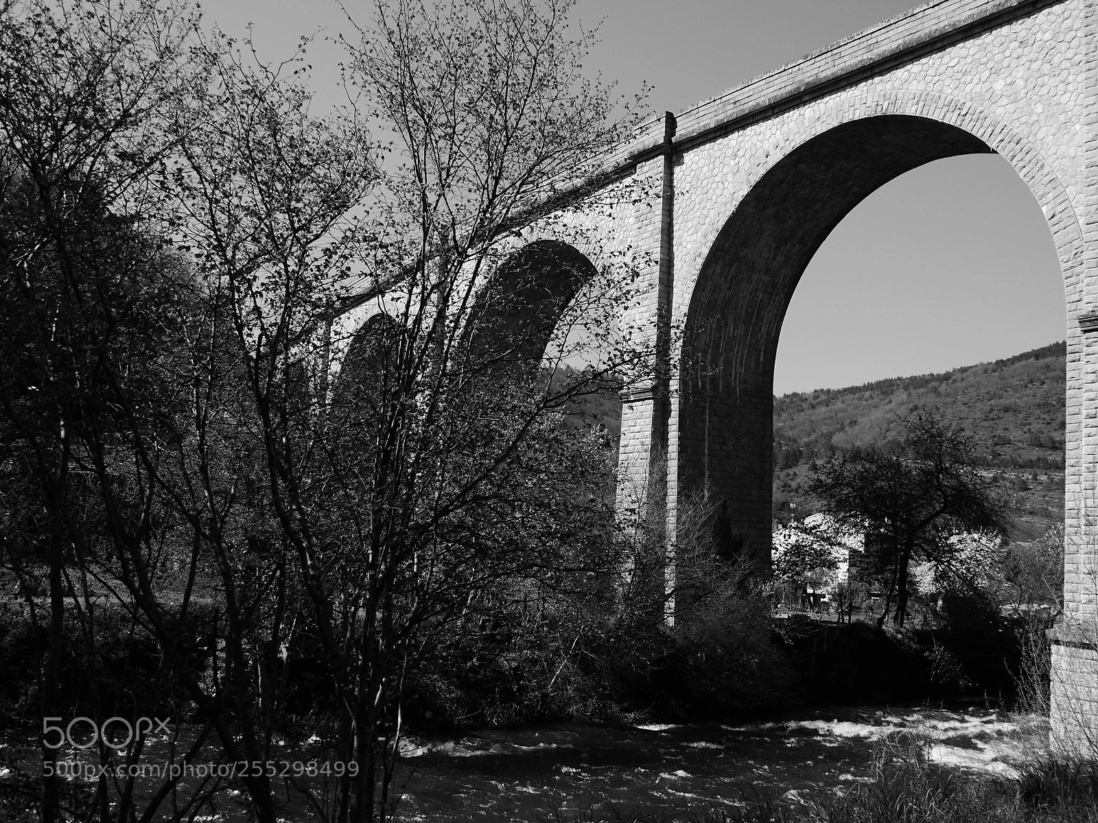 Panasonic Lumix DMC-GX85 (Lumix DMC-GX80 / Lumix DMC-GX7 Mark II) sample photo. Arches photography