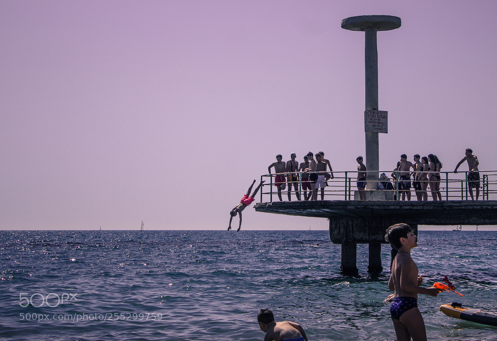 Canon EOS 600D (Rebel EOS T3i / EOS Kiss X5) sample photo. Italians are flying photography